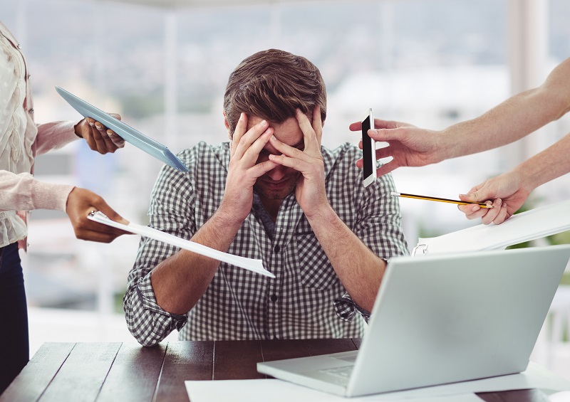Novas diretrizes de saúde no trabalho em meio a recorde de afastamentos por transtornos mentais